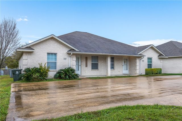 410 Freeman Avenue, Bryan, TX 77803