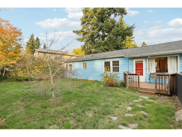 224 Ne 92ND Pl, Portland, OR 97220