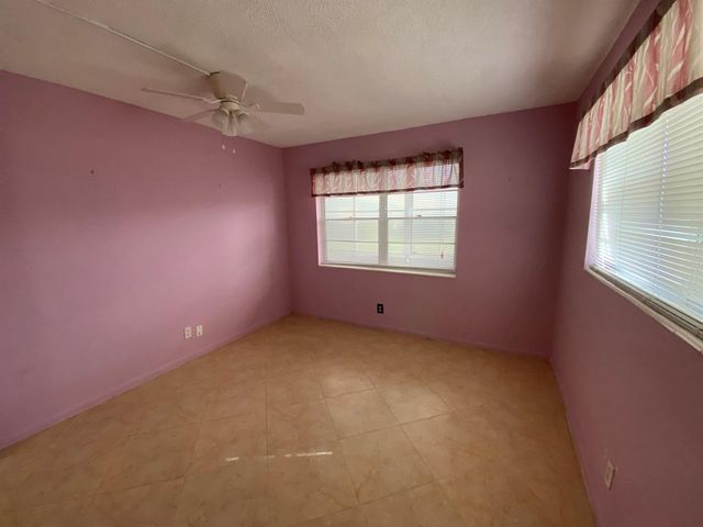 95 CAMBRIDGE E 95, West Palm Beach, FL 33417