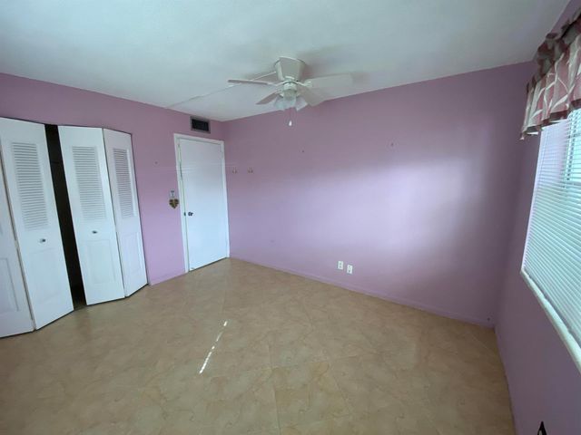 95 CAMBRIDGE E 95, West Palm Beach, FL 33417