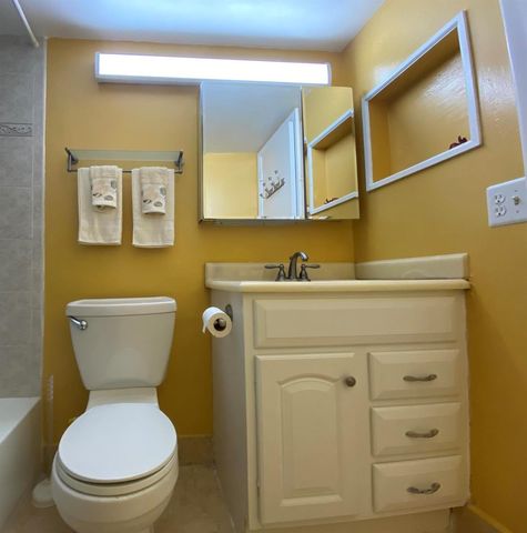95 CAMBRIDGE E 95, West Palm Beach, FL 33417