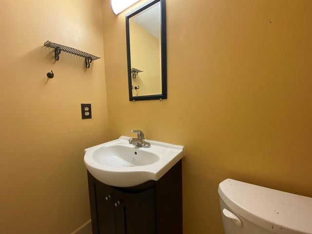 95 CAMBRIDGE E 95, West Palm Beach, FL 33417