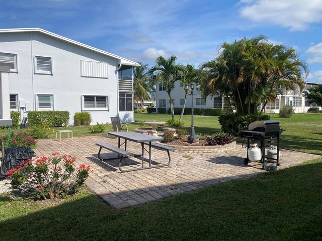 95 CAMBRIDGE E 95, West Palm Beach, FL 33417
