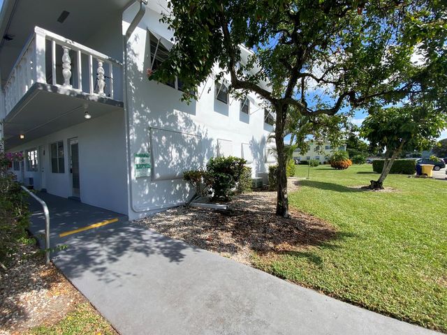 95 CAMBRIDGE E 95, West Palm Beach, FL 33417