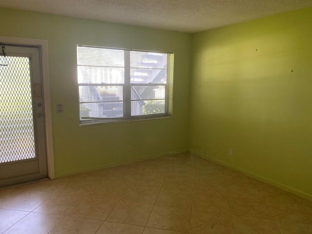 95 CAMBRIDGE E 95, West Palm Beach, FL 33417