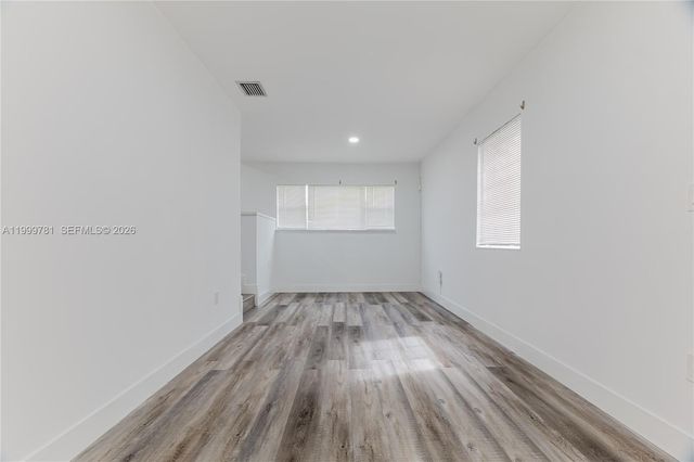 1447 NW 101st St, Miami, FL 33147