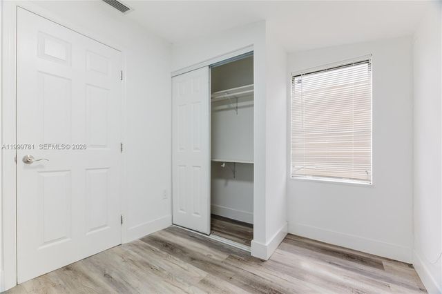 1447 NW 101st St, Miami, FL 33147