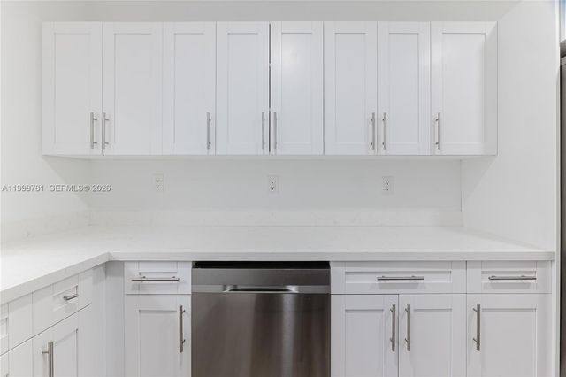 1447 NW 101st St, Miami, FL 33147