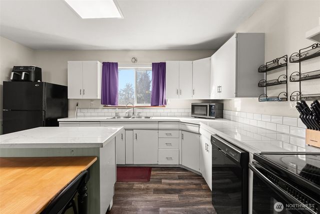 3306 Romane Road, Raymond, WA 98577