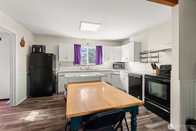 3306 Romane Road, Raymond, WA 98577