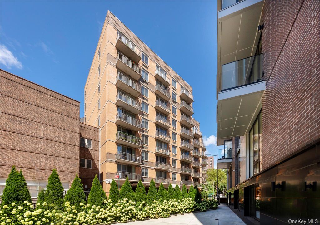116-11 Curzon Road 4C, Kew Gardens, NY 11418 — exterior