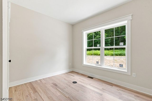 4 Highland Meadows Road, Pohatcong Twp., NJ 08865