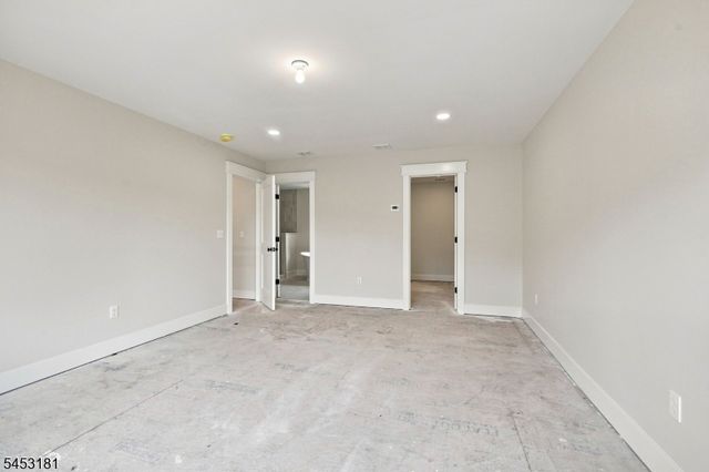 4 Highland Meadows Road, Pohatcong Twp., NJ 08865
