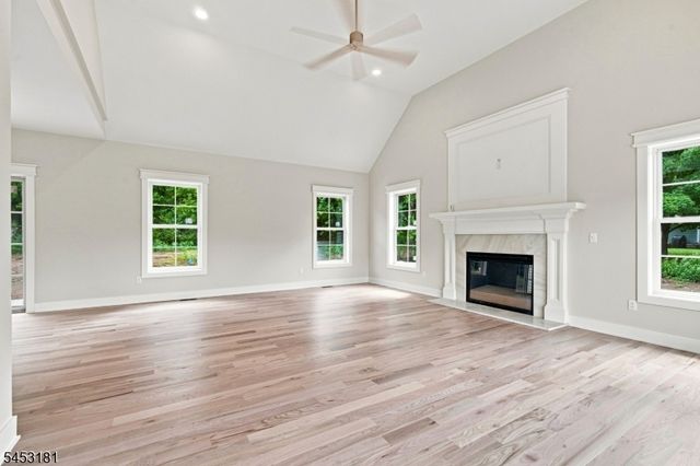 4 Highland Meadows Road, Pohatcong Twp., NJ 08865