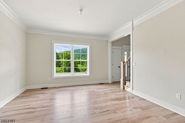 4 Highland Meadows Road, Pohatcong Twp., NJ 08865
