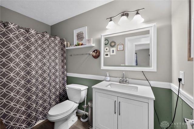 7903 Edgewater Drive, Middletown, OH 45042