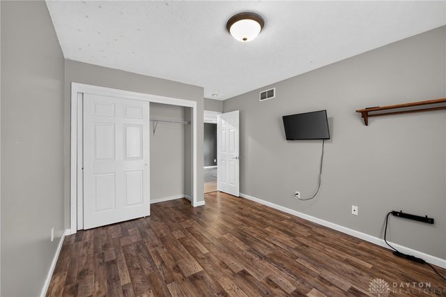 7903 Edgewater Drive, Middletown, OH 45042