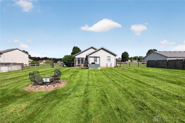 7903 Edgewater Drive, Middletown, OH 45042