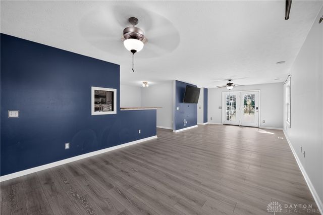 7903 Edgewater Drive, Middletown, OH 45042