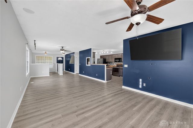 7903 Edgewater Drive, Middletown, OH 45042