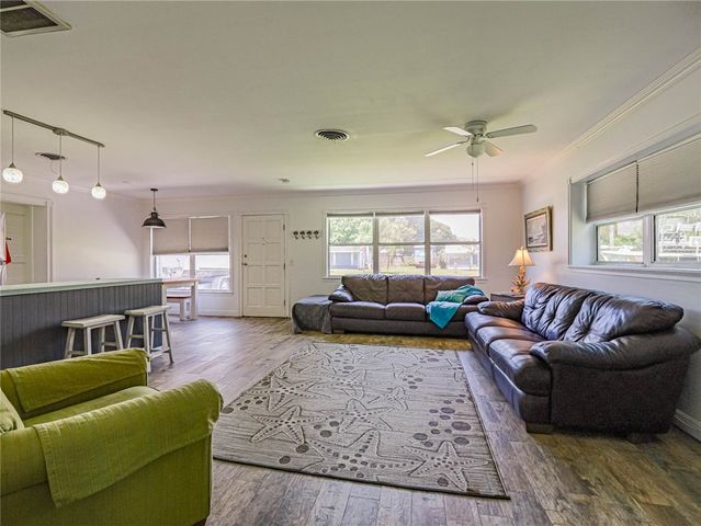 1450 5th Avenue, Vero Beach, FL 32960