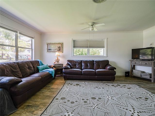 1450 5th Avenue, Vero Beach, FL 32960