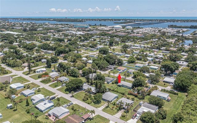 1450 5th Avenue, Vero Beach, FL 32960