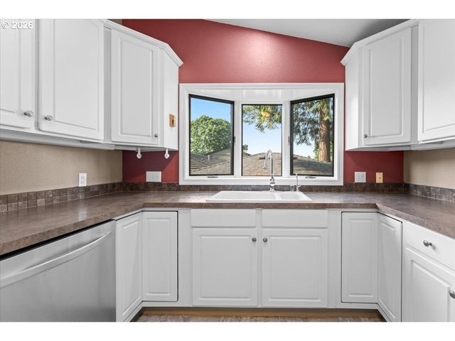8102 Nw 12TH Ave, Vancouver, WA 98665