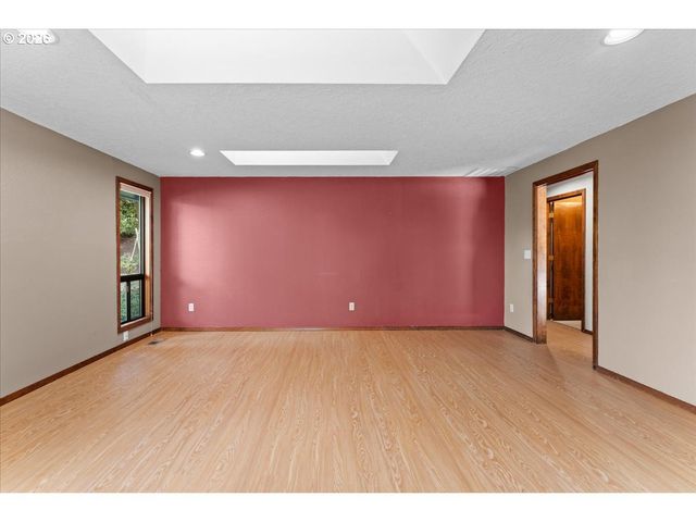 8102 Nw 12TH Ave, Vancouver, WA 98665