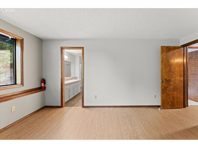 8102 Nw 12TH Ave, Vancouver, WA 98665