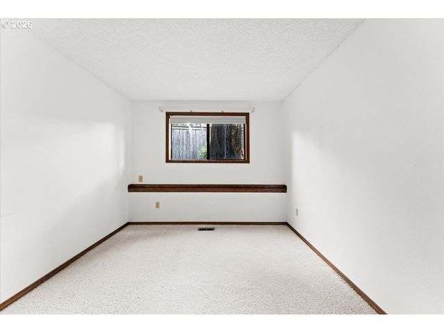 8102 Nw 12TH Ave, Vancouver, WA 98665