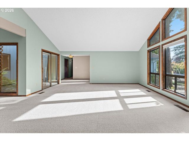 8102 Nw 12TH Ave, Vancouver, WA 98665