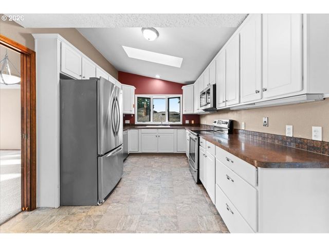 8102 Nw 12TH Ave, Vancouver, WA 98665