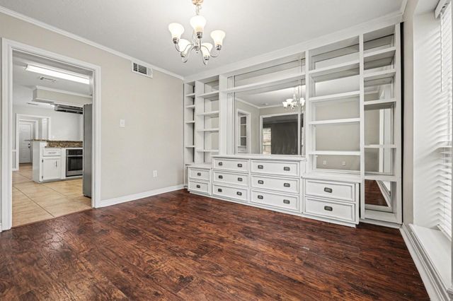 107 Carriage Lane, Conroe, TX 77385