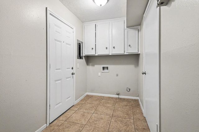 107 Carriage Lane, Conroe, TX 77385