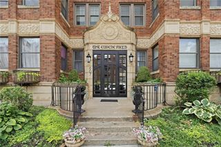 807 W 48th Street 602, Kansas City, MO 64112