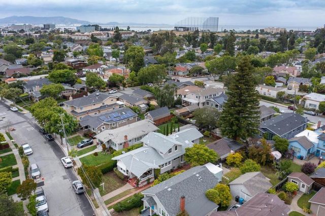 748 Acacia Drive, Burlingame, CA 94010