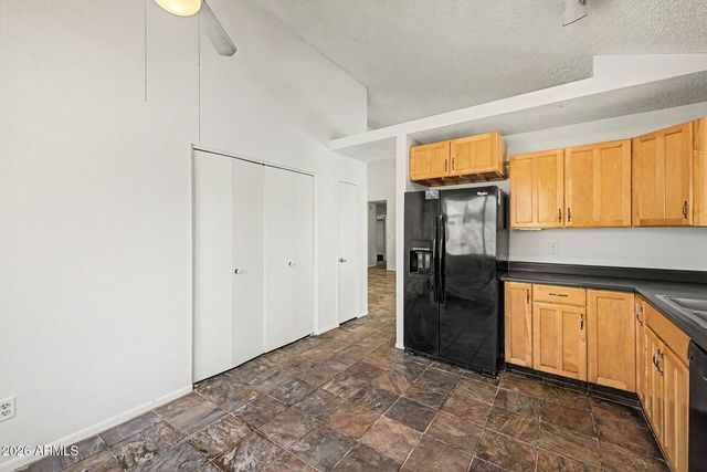 9021 W HATCHER Road, Peoria, AZ 85345