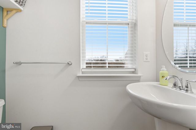 1501 HUDSON VIEW RD, Essex, MD 21221