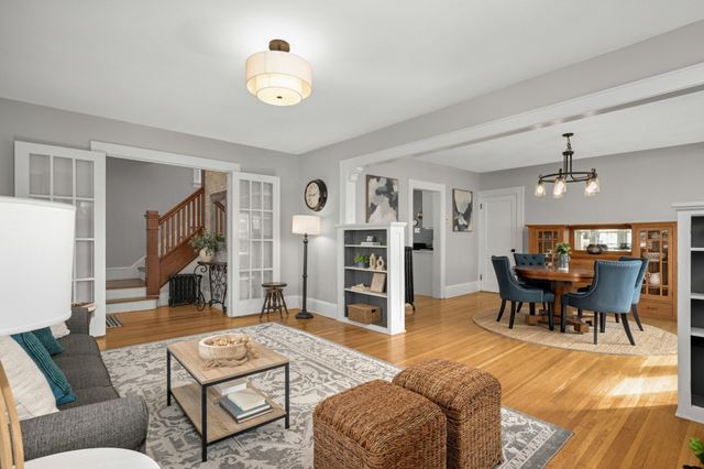 228 5th Avenue N, South Saint Paul, MN 55075