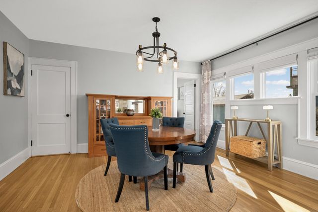 228 5th Avenue N, South Saint Paul, MN 55075