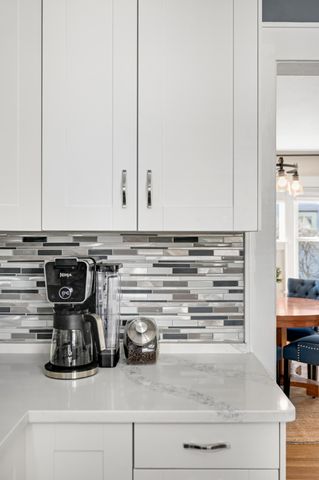 228 5th Avenue N, South Saint Paul, MN 55075