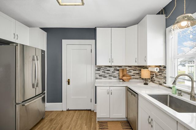 228 5th Avenue N, South Saint Paul, MN 55075