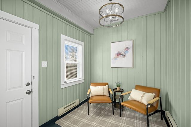 228 5th Avenue N, South Saint Paul, MN 55075