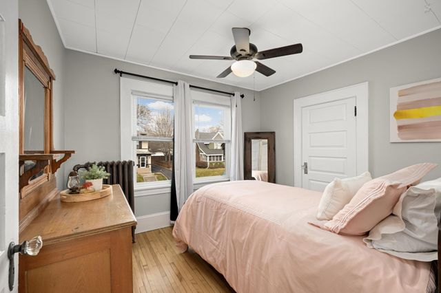 228 5th Avenue N, South Saint Paul, MN 55075