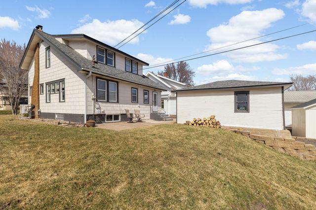 228 5th Avenue N, South Saint Paul, MN 55075