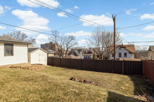 228 5th Avenue N, South Saint Paul, MN 55075