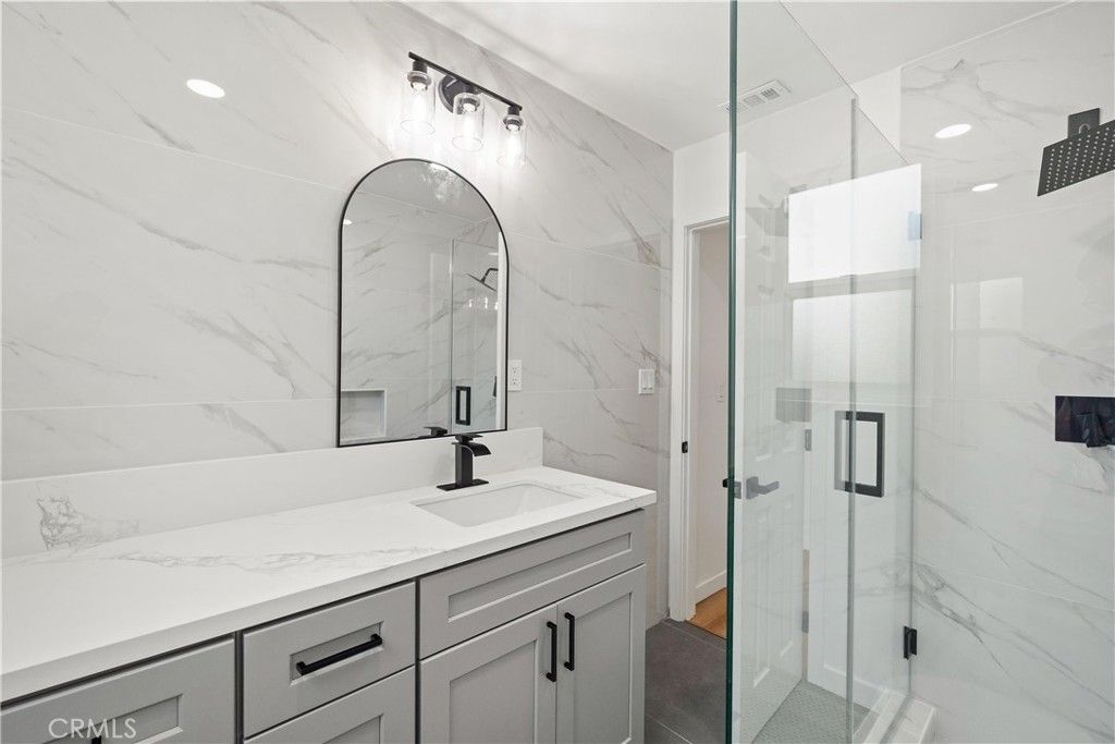 Image 20 of property listing at 1347 255th Street, Harbor City, CA 90710