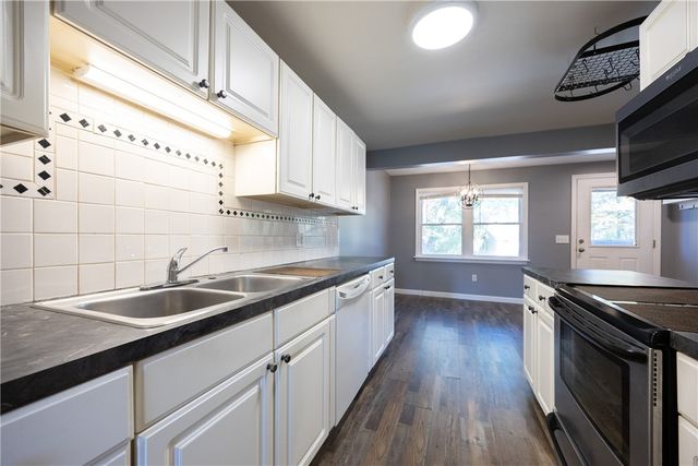 106 Echo Road, Glocester, RI 02814