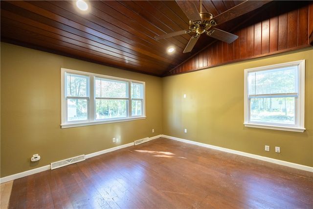 106 Echo Road, Glocester, RI 02814